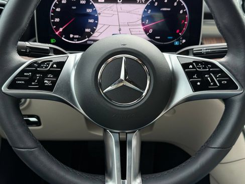Certified 2023 Mercedes-Benz C 300 Sedan image 7