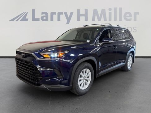 Certified 2026 Toyota Grand Highlander XLE FWD image 1