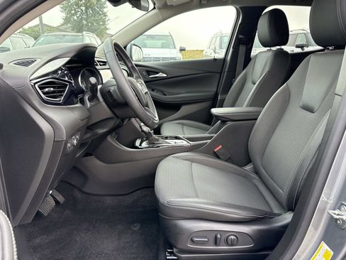 Used 2023 Buick Encore GX Select w/ Safety Package II image 23