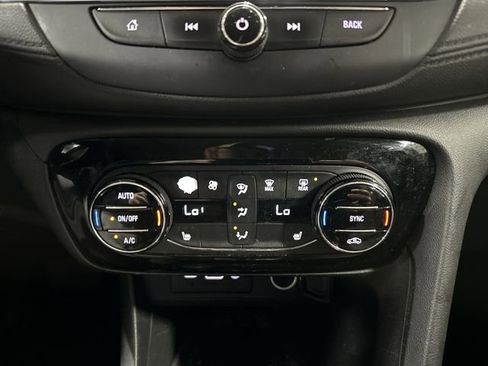 Used 2022 Buick Encore GX Select w/ Experience Buick Package image 21