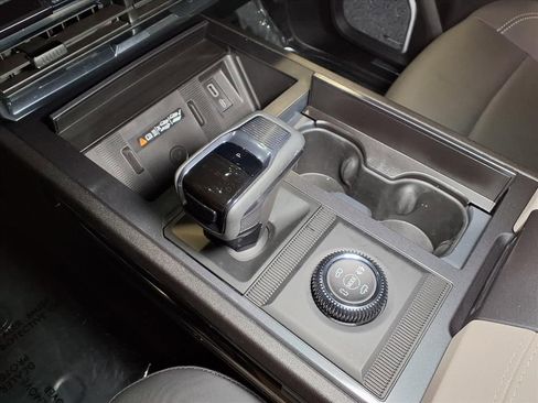 Used 2026 GMC Hummer EV SUV AWD/4WD image 24