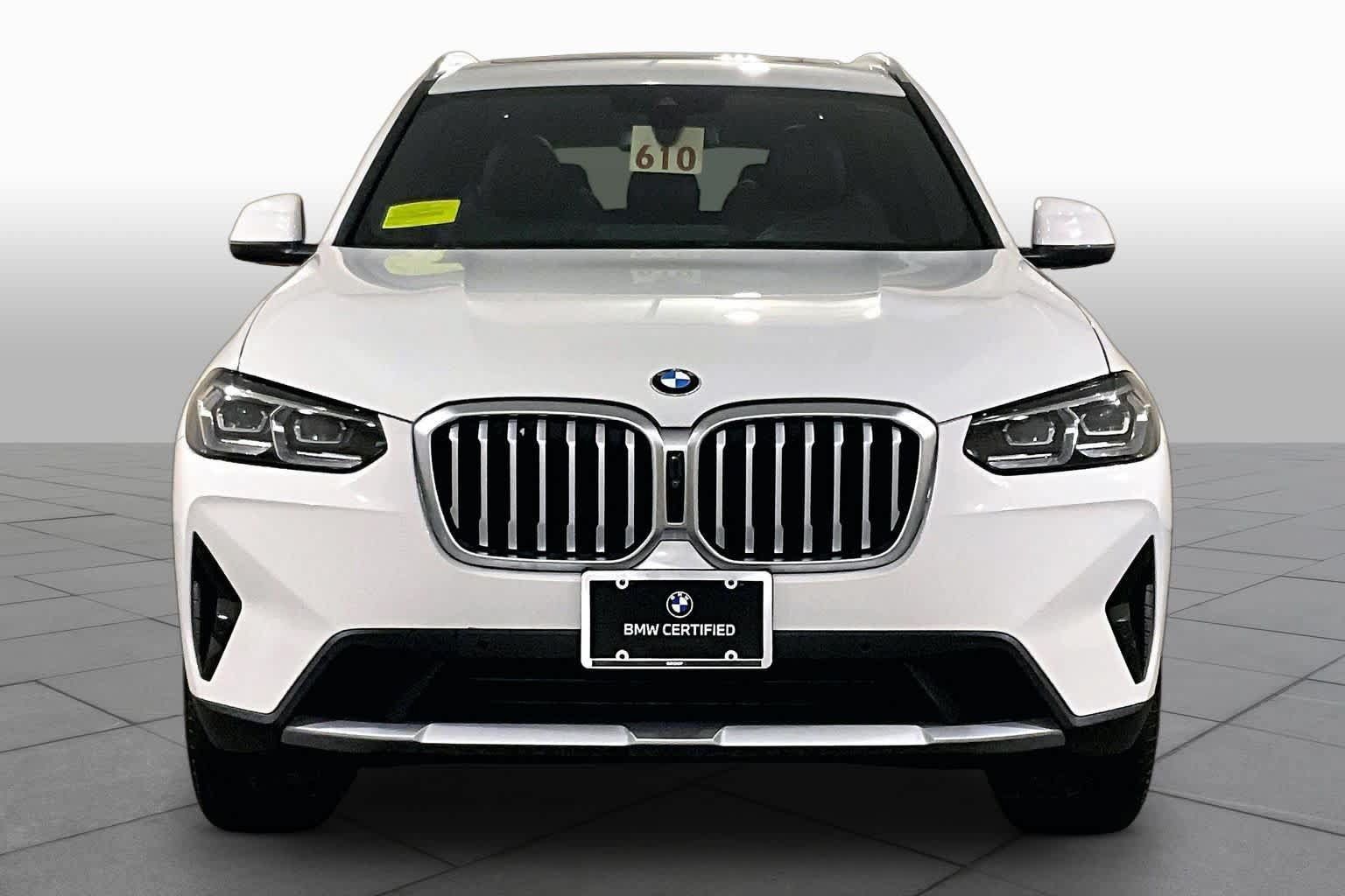 Used 2023 BMW X3 xDrive30i w/ Premium Package AWD/4WD image 3