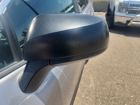Used 2020 Toyota RAV4 LE w/ Carpet Mat Package AWD/4WD image 6