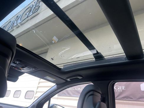 New 2025 Kia Sportage X-Pro Prestige image 18