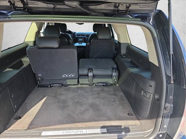 Used 2012 GMC Yukon XL Denali AWD/4WD image 12