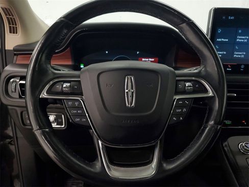 Used 2021 Lincoln Nautilus Reserve w/ Monochromatic Package image 16