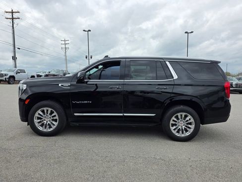 Used 2022 GMC Yukon SLT w/ SLT Premium Package AWD/4WD image 4