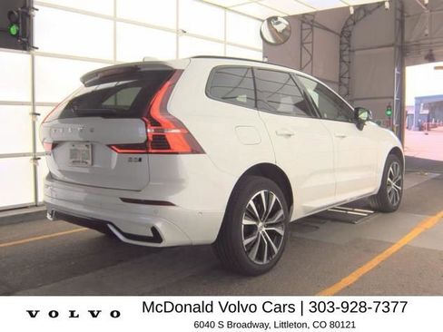 Used 2025 Volvo XC60 B5 Plus w/ Climate Package AWD/4WD image 3