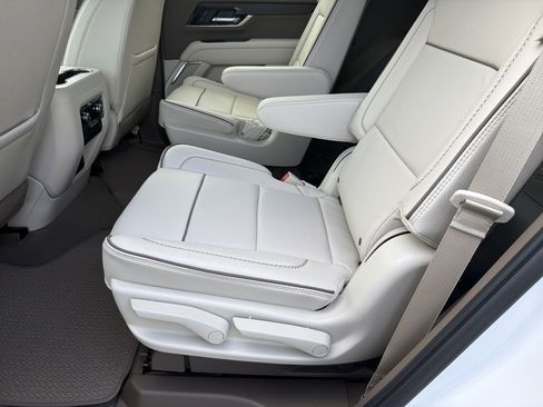 New 2026 GMC Yukon Denali RWD image 22