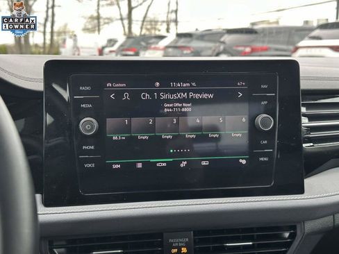 Used 2025 Volkswagen Jetta SEL FWD image 27