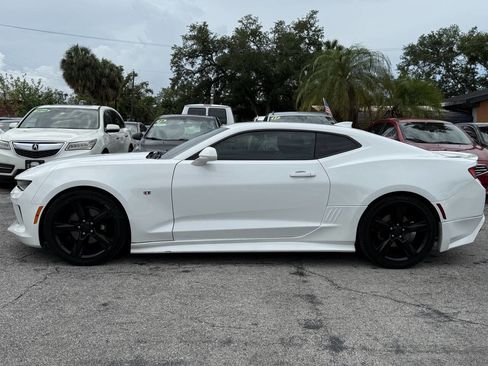 Used 2017 Chevrolet Camaro LT RWD image 4