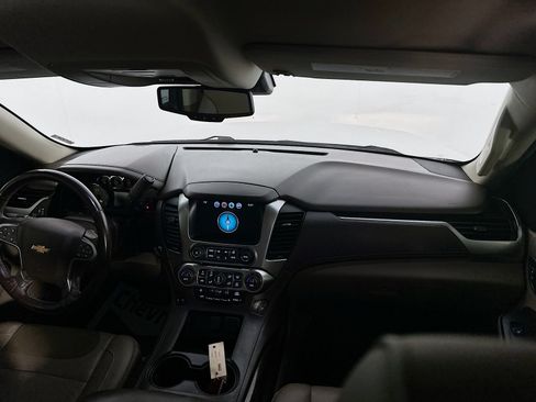 Used 2019 Chevrolet Tahoe LT w/ Luxury Package AWD/4WD image 22