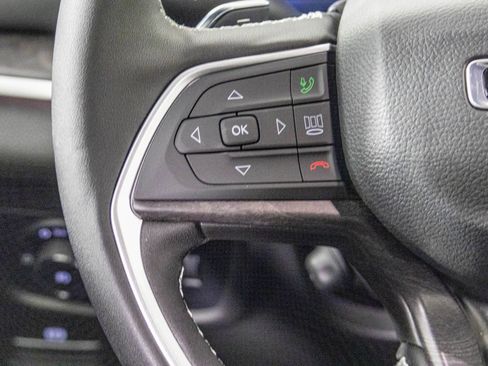 New 2025 Jeep Grand Cherokee Limited w/ Luxury Tech Group II image 30