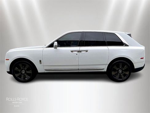 Certified 2022 Rolls-Royce Cullinan image 5