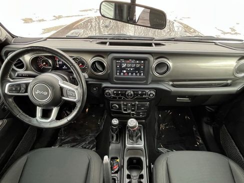 Used 2021 Jeep Wrangler Unlimited Sahara w/ Cold Weather Group image 11