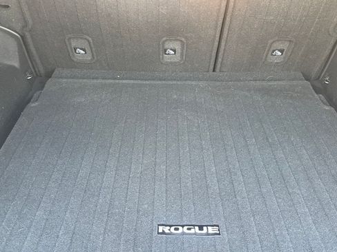 Certified 2024 Nissan Rogue S FWD image 34