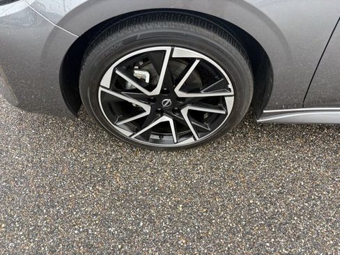 Used 2025 Nissan Sentra SR image 19