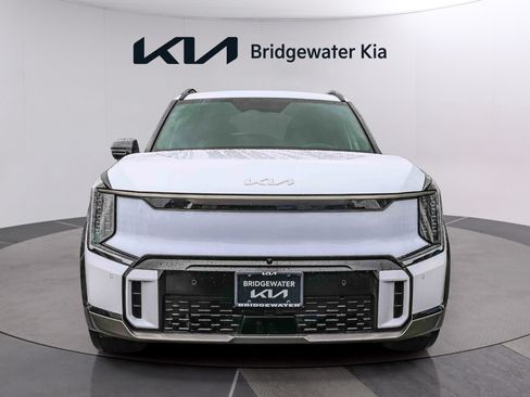 Certified 2026 Kia EV9 GT-Line AWD/4WD image 2