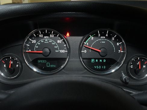Used 2014 Jeep Wrangler Sport w/ Quick Order Package 24S AWD/4WD image 25