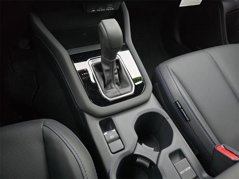 New 2025 Subaru Forester Limited image 25