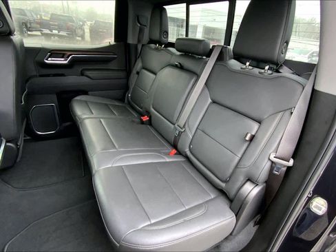 Used 2023 GMC Sierra 1500 SLT image 19