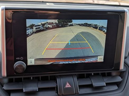 Certified 2025 Toyota RAV4 XLE w/ Convenience Package FWD image 18