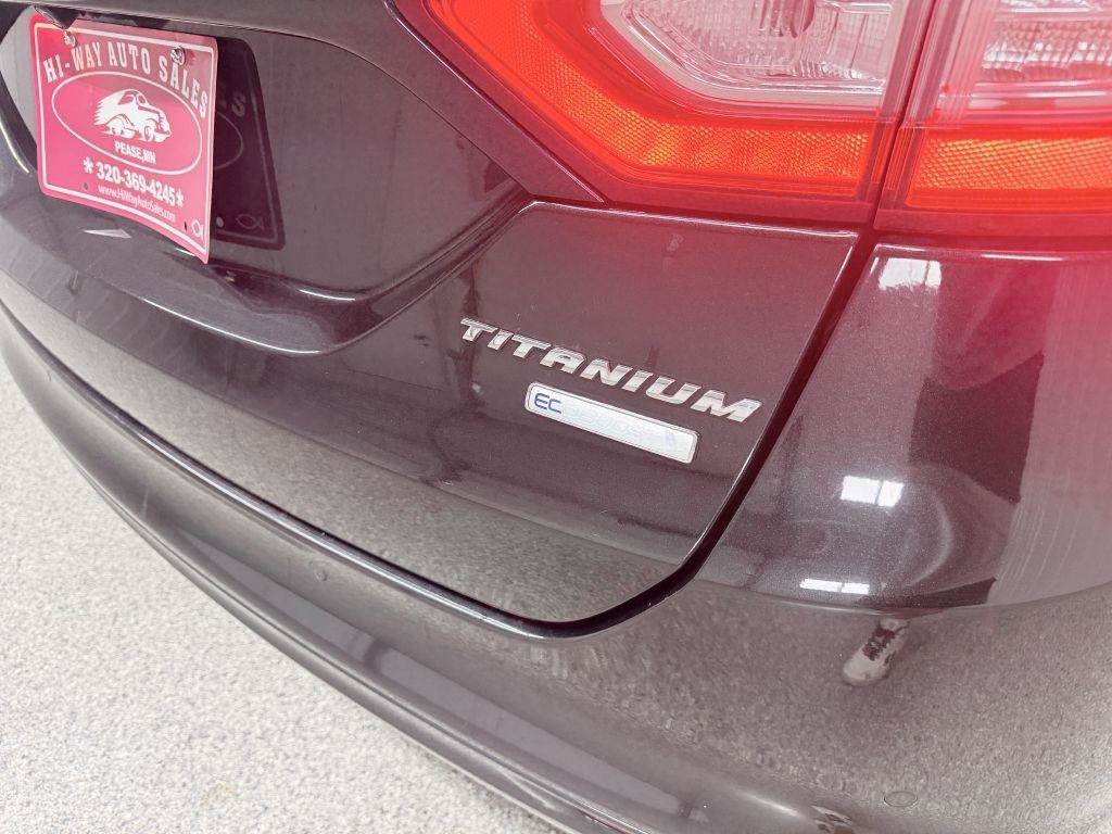 Used 2015 Ford Fusion Titanium FWD image 7