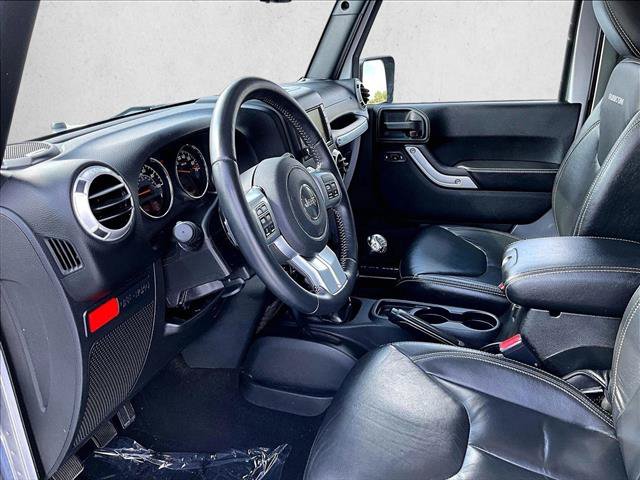 Used 2016 Jeep Wrangler Rubicon AWD/4WD image 14