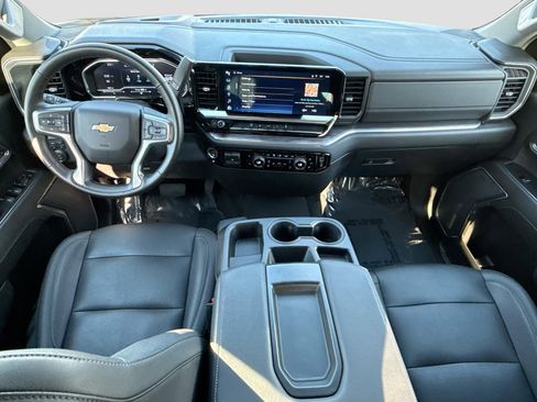 Used 2024 Chevrolet Silverado 2500 LTZ image 15