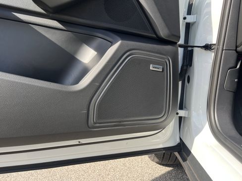 Certified 2024 Porsche Macan S image 24