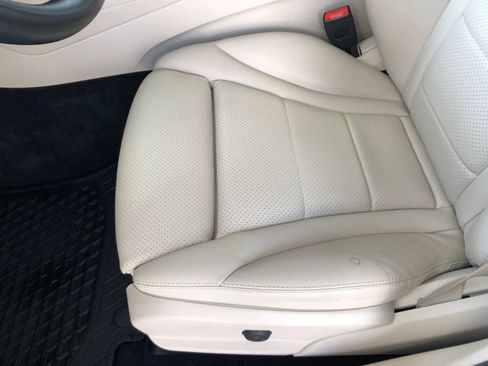 Used 2021 Mercedes-Benz GLC 300 4MATIC image 23