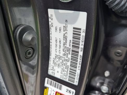 Used 2022 Toyota Tacoma TRD Sport w/ Technology Package AWD/4WD image 34