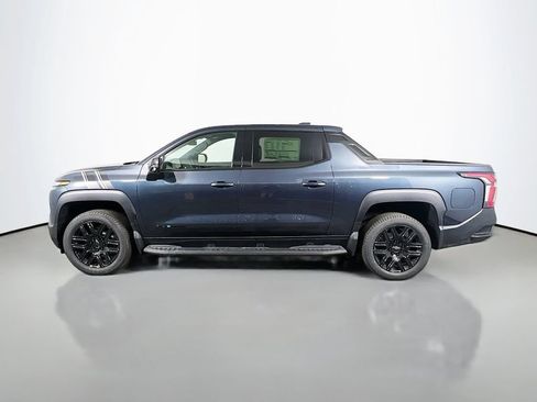 New 2026 Chevrolet Silverado EV LT w/ Plus Package AWD/4WD image 8