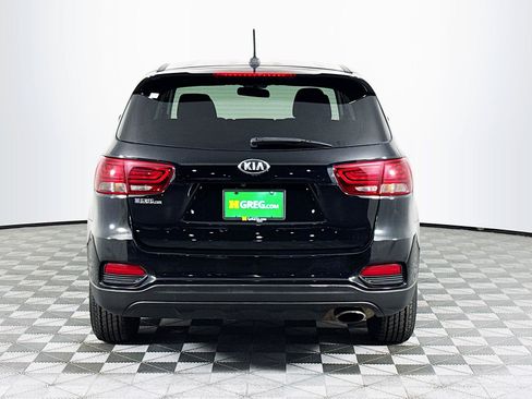 Used 2019 Kia Sorento L FWD image 8