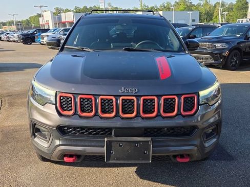 Used 2023 Jeep Compass Trailhawk w/ Trailhawk Elite Group AWD/4WD image 2