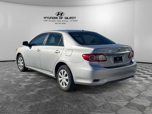 Used 2011 Toyota Corolla LE image 7