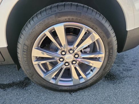 New 2025 Cadillac XT5 Premium Luxury w/ Technology Package image 22