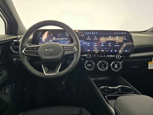 New 2026 Chevrolet Blazer EV LT image 18