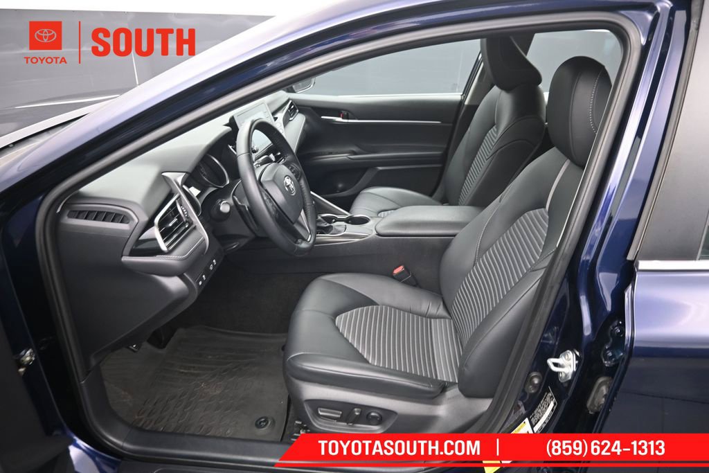 Used 2021 Toyota Camry SE FWD image 9