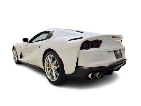 Used 2022 Ferrari 812 GTS image 11