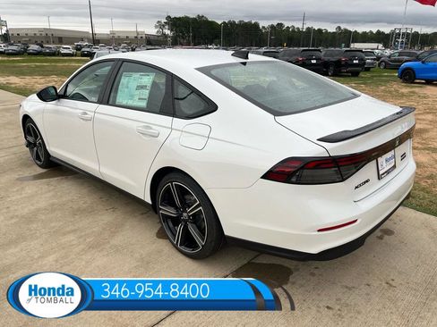 New 2026 Honda Accord Hybrid Sport-L image 4
