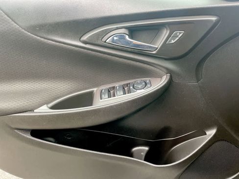 Used 2022 Chevrolet Malibu LT FWD image 29