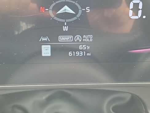 Used 2023 Kia Sportage EX AWD/4WD image 23