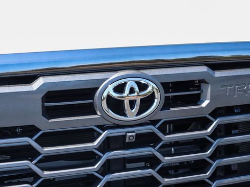 Used 2024 Toyota Tundra Platinum w/ TRD Off-Road Package AWD/4WD image 13