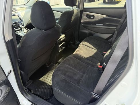 Used 2018 Nissan Murano SV AWD/4WD image 15