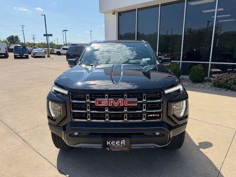Used 2024 GMC Canyon AT4 w/ AT4 Premium Package AWD/4WD image 2