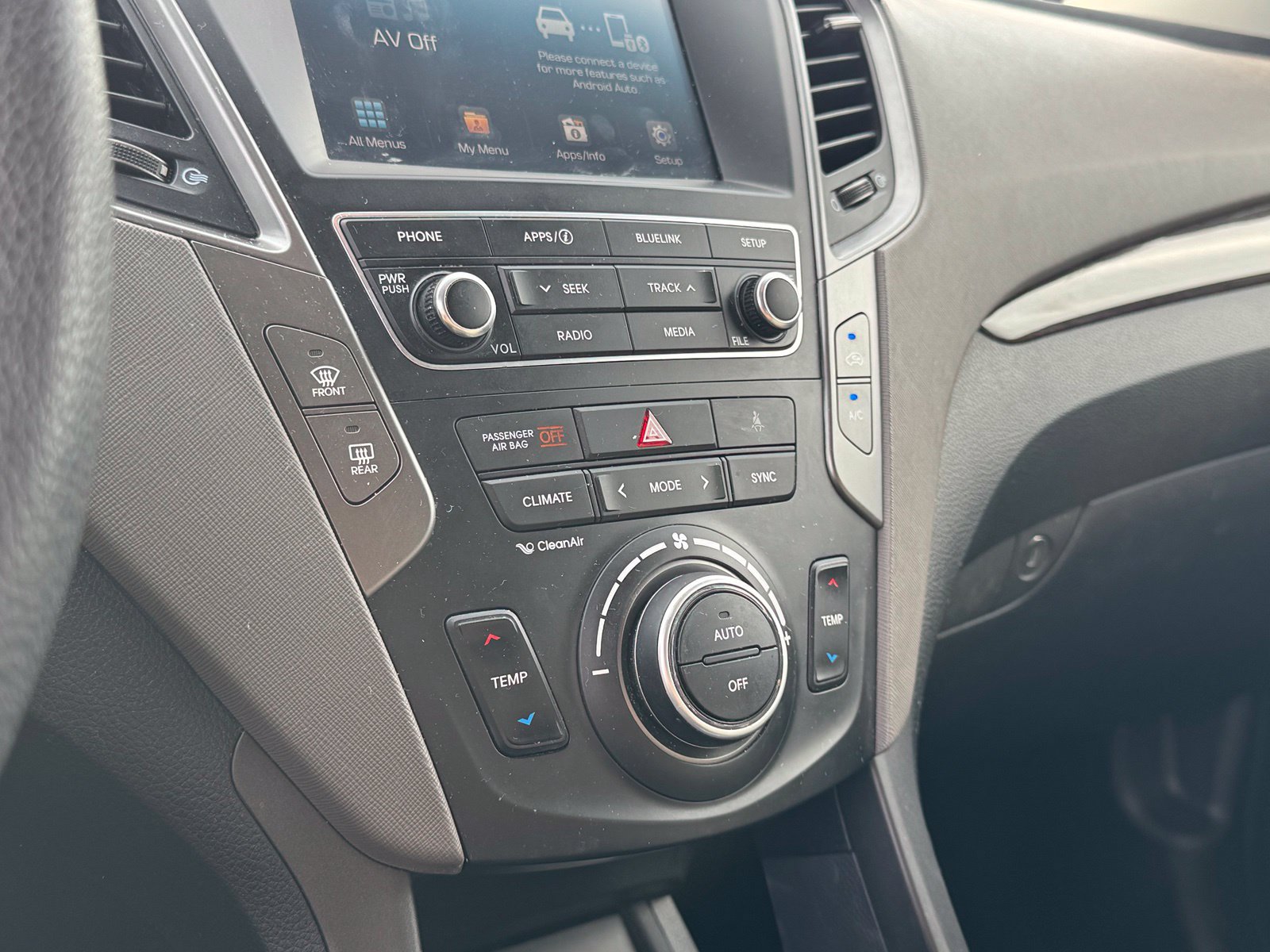 Used 2017 Hyundai Santa Fe Sport FWD image 19