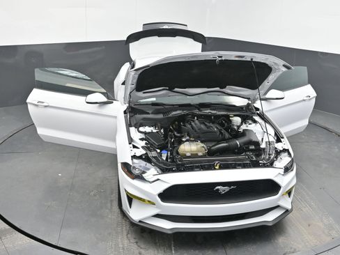 Used 2020 Ford Mustang Premium image 36