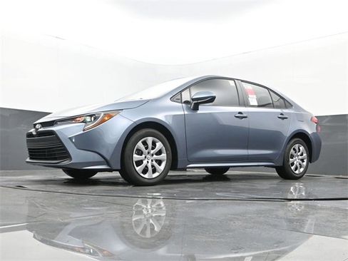 New 2026 Toyota Corolla LE image 25