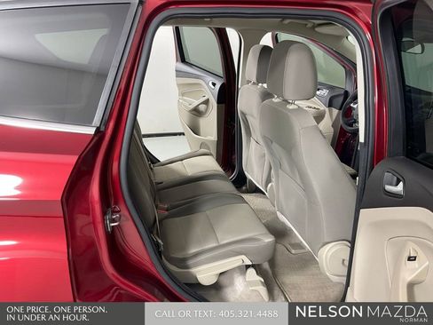 Used 2015 Ford Escape SE FWD image 16